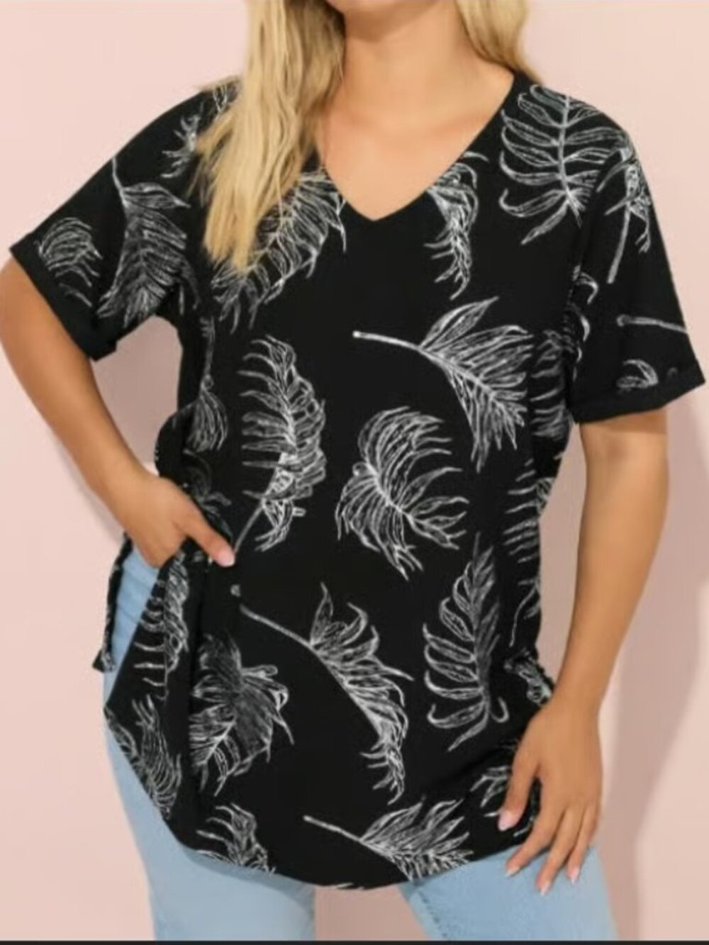YOURS Curve Black Leaf Print Foil Top, sz 16